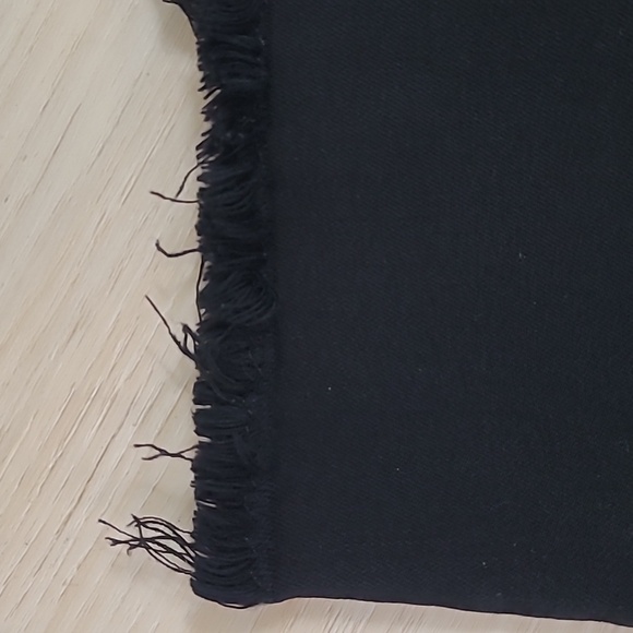 7 For All Mankind Black Ankle  High Rise Jeans Size 26 - Picture 2 of 9